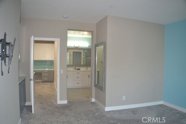 Detail Gallery Image 14 of 32 For 18 Corbin St, Ladera Ranch,  CA 92694 - 2 Beds | 2/1 Baths