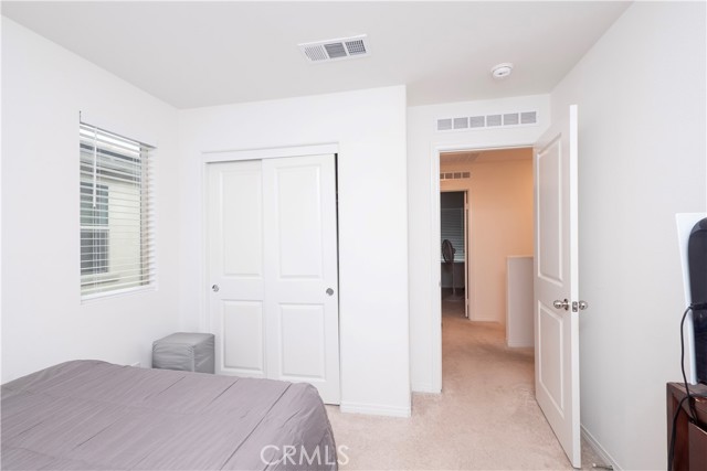 Detail Gallery Image 32 of 69 For 16657 Snowdrop Ln #2,  Fontana,  CA 92336 - 4 Beds | 3 Baths