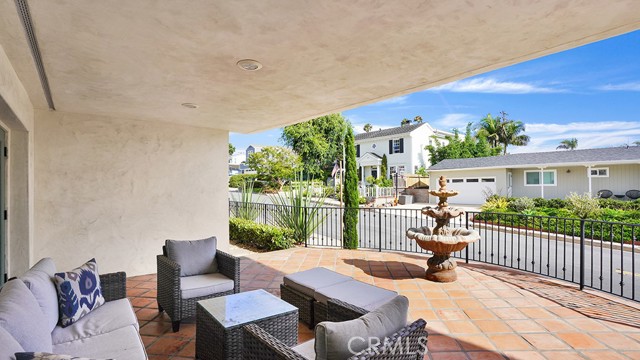 1699 Calle De Los Alamos, San Clemente CA: https://media.crmls.org/medias/d1502019-6cbd-4da0-af73-7b28122547ca.jpg