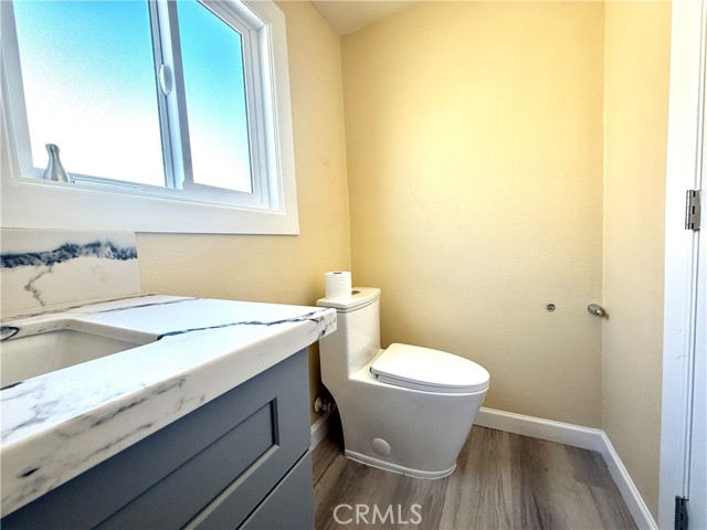 19321 Beach Boulevard, Huntington Beach CA: https://media.crmls.org/medias/d1505a70-be97-4314-86b8-05a106a587b2.jpg
