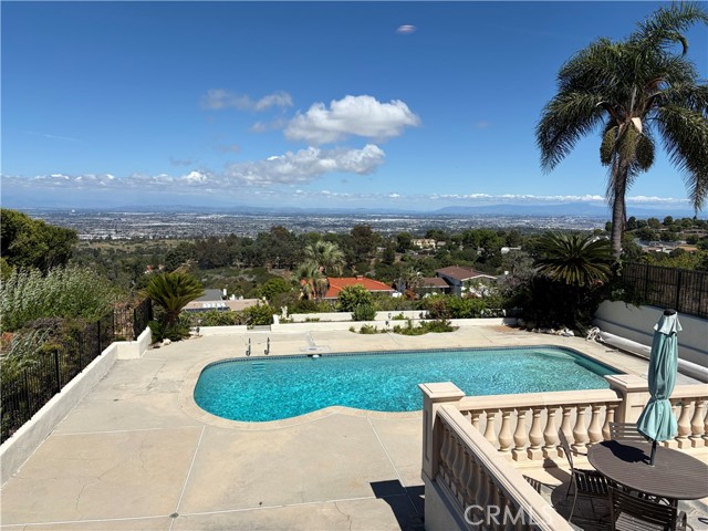 27402 Larchbluff, Rancho Palos Verdes, California 90275, 5 Bedrooms Bedrooms, ,3 BathroomsBathrooms,Residential,For Sale,Larchbluff,SB26077169