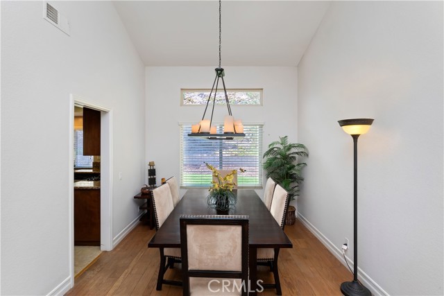 17015 Knollbrook Place, Riverside CA: https://media.crmls.org/medias/d151022b-67de-481b-bf33-92035c16191b.jpg