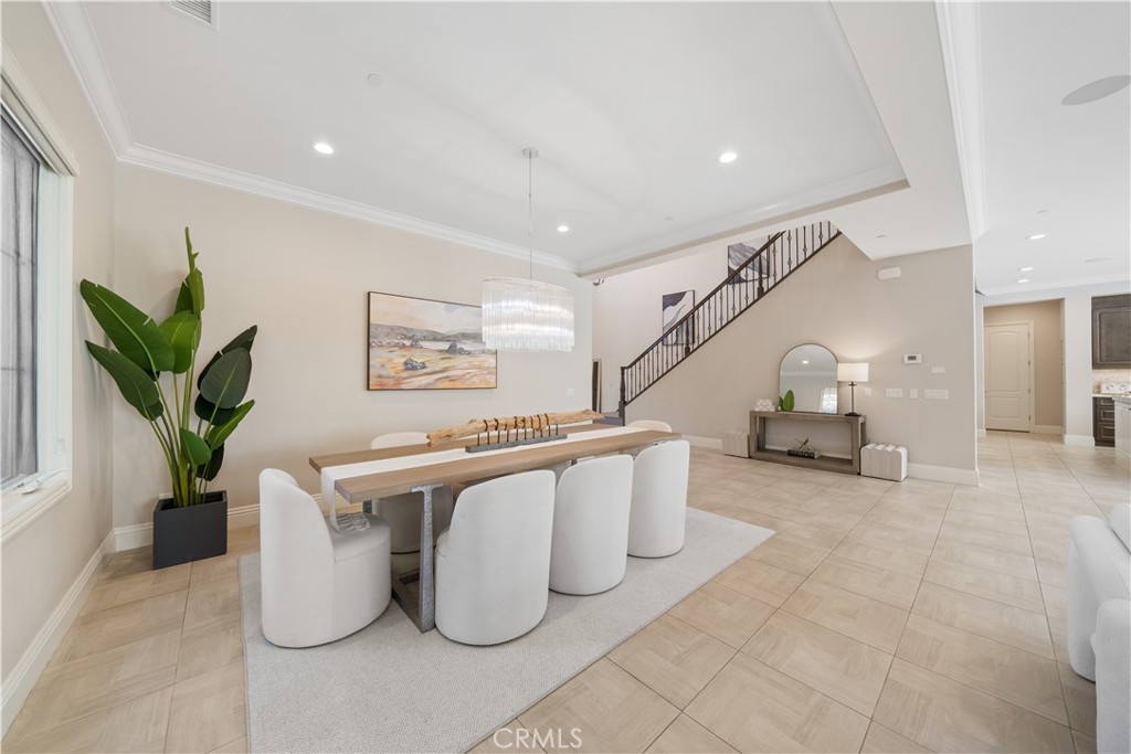 MLS #OC25246065 image #9