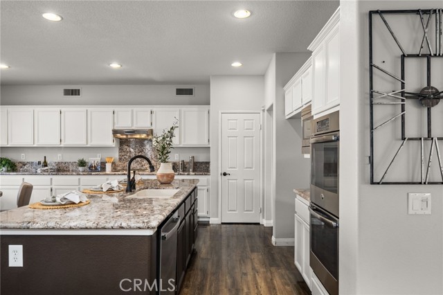 Detail Gallery Image 21 of 45 For 13950 Guidera Dr, Rancho Cucamonga,  CA 91739 - 5 Beds | 3/1 Baths