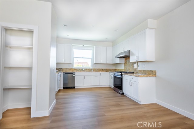 Image 7 of 25 For 1042 San Juan Street