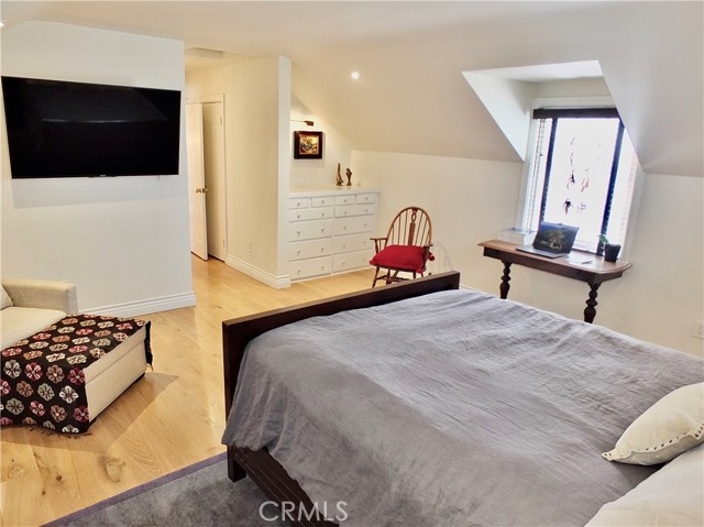 Detail Gallery Image 47 of 71 For 89 Rivo Alto Canal, Long Beach,  CA 90803 - 5 Beds | 3/1 Baths