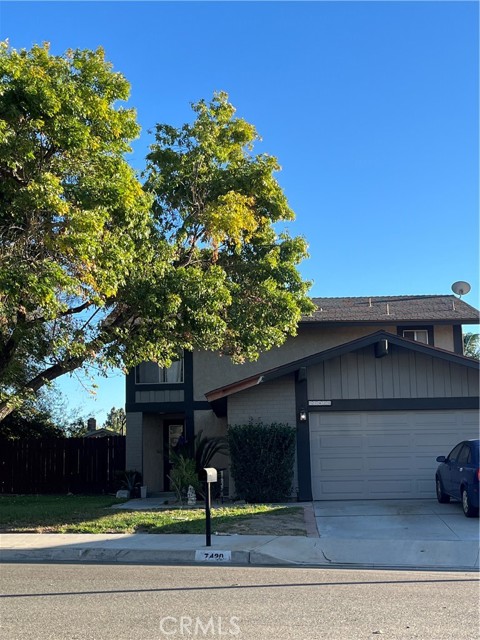 Detail Gallery Image 1 of 1 For 7420 Cascade Ln, Jurupa Valley,  CA 92509 - 4 Beds | 2/1 Baths