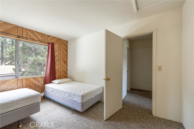 Detail Gallery Image 17 of 28 For 42587 Falcon Ave, Big Bear Lake,  CA 92315 - 2 Beds | 2 Baths