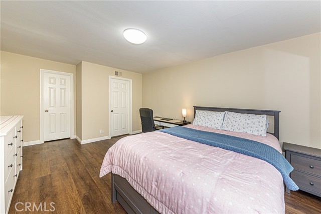 Detail Gallery Image 14 of 42 For 2535 Cypress Point Dr, Fullerton,  CA 92833 - 2 Beds | 2/1 Baths