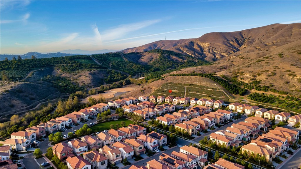 MLS #OC25256306 image #56