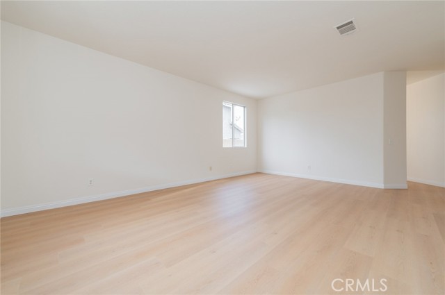 Detail Gallery Image 12 of 30 For 6695 Goldy St, Corona,  CA 92880 - 5 Beds | 2/1 Baths