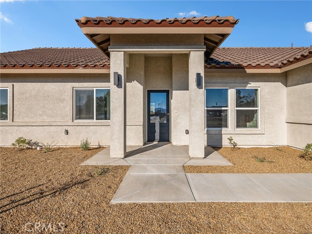 Detail Gallery Image 5 of 33 For 15605 Dale Evans Pkwy, Apple Valley,  CA 92307 - 4 Beds | 2/1 Baths