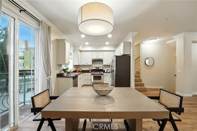 Detail Gallery Image 10 of 53 For 5805 Monterey Rd, Los Angeles,  CA 90042 - 3 Beds | 2/1 Baths