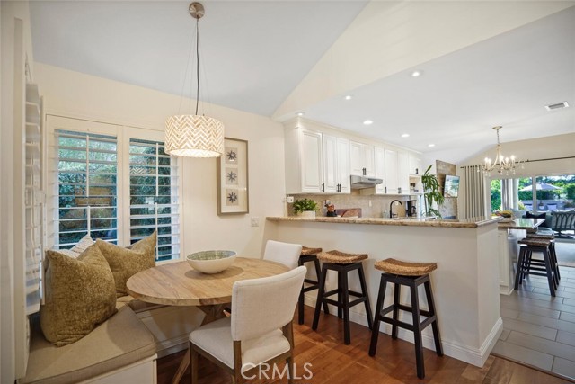 Detail Gallery Image 12 of 75 For 6617 Oak Forest Dr, Oak Park,  CA 91377 - 3 Beds | 2/1 Baths