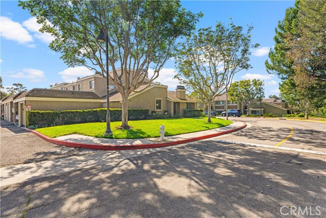 Detail Gallery Image 31 of 35 For 21 Summerwalk Ct, Newport Beach,  CA 92663 - 2 Beds | 2 Baths