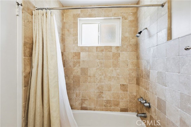 3751 Prestwick Drive, Los Angeles CA: https://media.crmls.org/medias/d1558456-67b1-4780-8b06-5f957c51af30.jpg