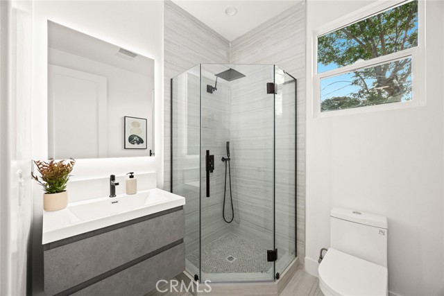 Detail Gallery Image 27 of 34 For 3815 Sycamore St, Pasadena,  CA 91107 - 5 Beds | 5/1 Baths