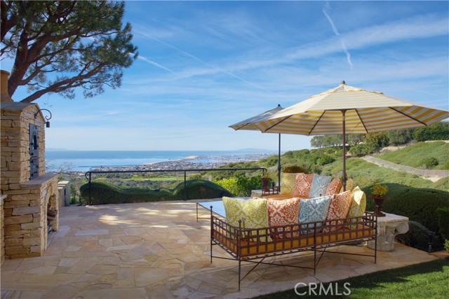 5 Pelican Vista Drive, Newport Coast CA: https://media.crmls.org/medias/d156313f-d9d3-4b75-8ecd-a0fb23441616.jpg