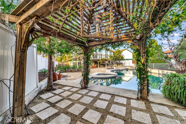 23216 Park Esperanza, Calabasas CA: https://media.crmls.org/medias/d156503a-4b94-4fcb-b8d7-4719f3c0f33d.jpg