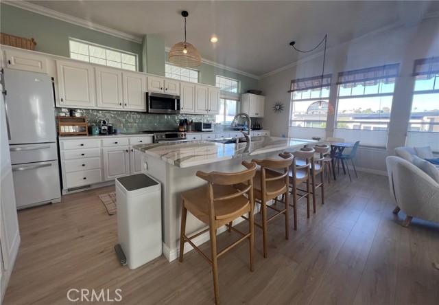 Detail Gallery Image 8 of 41 For 118 Yorktown, Newport Beach,  CA 92660 - 3 Beds | 2 Baths