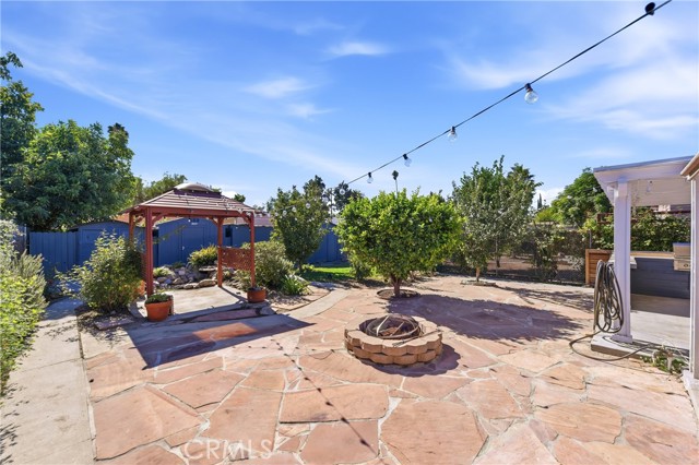 Detail Gallery Image 37 of 41 For 18638 Malden, Northridge,  CA 91324 - 4 Beds | 2 Baths