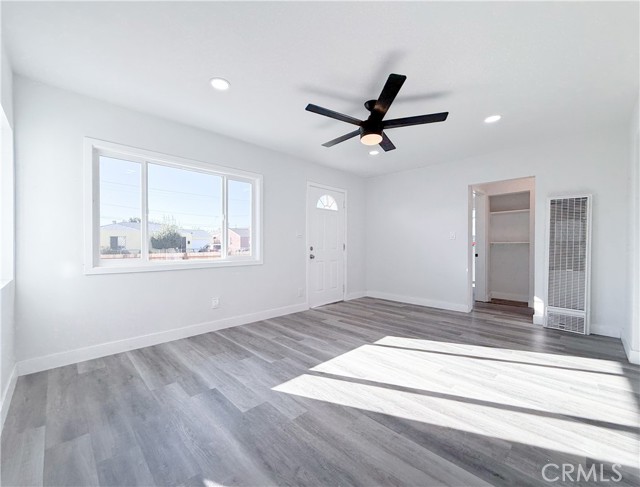 Detail Gallery Image 6 of 23 For 14528 S Corlett St, Compton,  CA 90220 - 3 Beds | 2 Baths