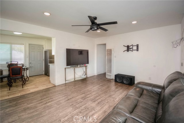 12608 Longworth, Norwalk CA: https://media.crmls.org/medias/d1574e38-b395-4fe4-9755-0c014db8102b.jpg
