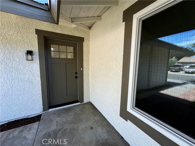 Detail Gallery Image 2 of 20 For 1104 Roosevelt Ave, Lake Elsinore,  CA 92530 - 3 Beds | 2 Baths