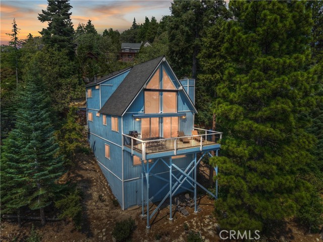 Detail Gallery Image 1 of 54 For 26354 Spyglass Dr, Lake Arrowhead,  CA 92352 - 3 Beds | 2 Baths