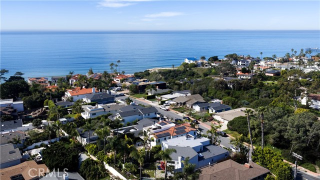 Detail Gallery Image 42 of 48 For 305 W Avenida Gaviota, San Clemente,  CA 92672 - 4 Beds | 4/1 Baths