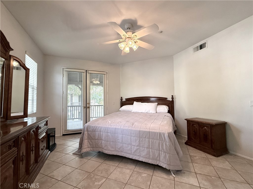 MLS #OC25227952 image #12