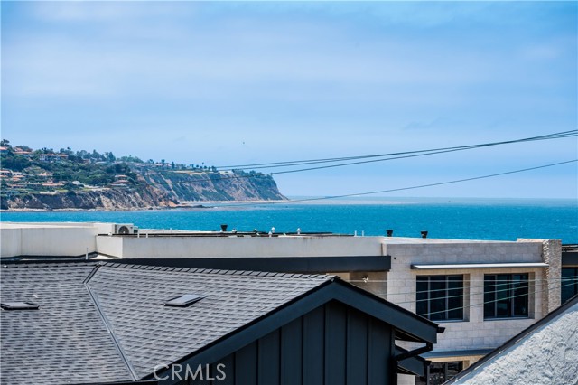 1407 S Catalina Avenue, Redondo Beach CA: https://media.crmls.org/medias/d15a6480-02e8-47c4-aa48-db76c1ad2cf8.jpg