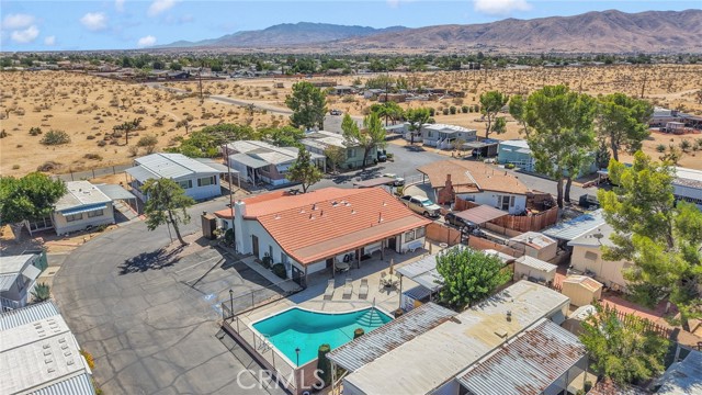 11414 Serra Rd, Apple Valley CA: https://media.crmls.org/medias/d15ad10d-dbd5-4f98-a2a5-ac36d7be7c75.jpg