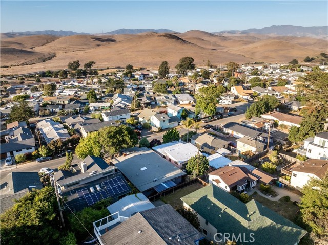 Detail Gallery Image 8 of 34 For 948 Marina St, Morro Bay,  CA 93442 - 3 Beds | 2 Baths