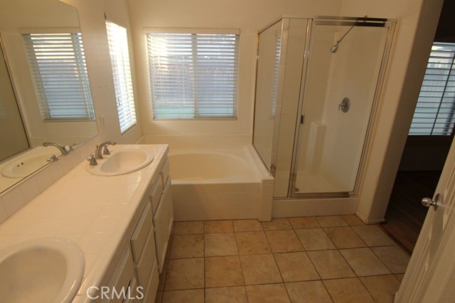 5410 Sagestone Drive, Hemet CA: https://media.crmls.org/medias/d15cb00e-202b-4591-be86-1191e77ee0a0.jpg