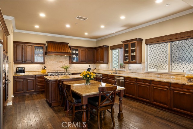 Detail Gallery Image 15 of 67 For 19 Calle Estilo Nuevo, San Clemente,  CA 92673 - 4 Beds | 4/1 Baths