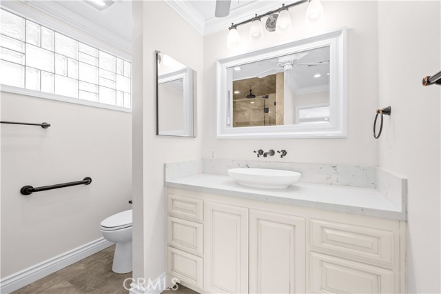 Image 26 of 56 For 6595 Jaluit Street