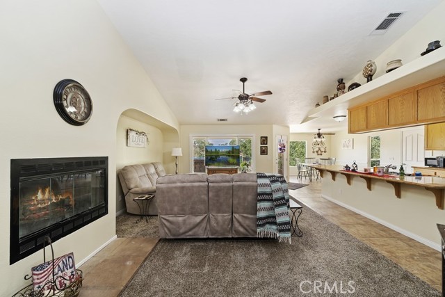 Detail Gallery Image 9 of 35 For 18980 Ranchero Rd, Hesperia,  CA 92345 - 4 Beds | 2 Baths