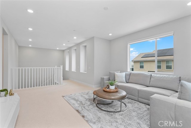 Detail Gallery Image 25 of 74 For 27018 California Ct, Valencia,  CA 91381 - 4 Beds | 4/1 Baths