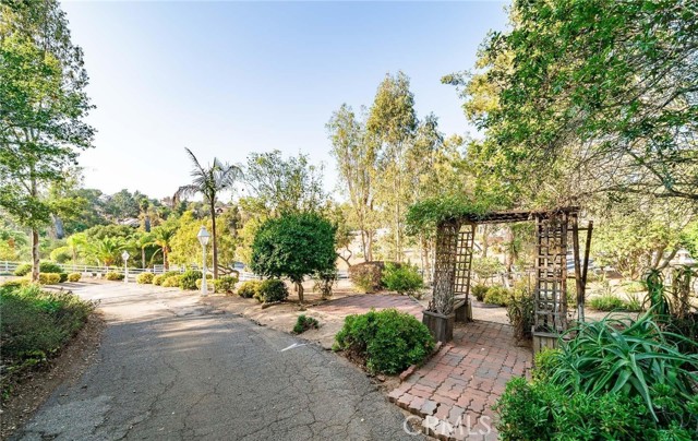 1581 Sycamore Drive, Fallbrook, California 92028, 4 Bedrooms Bedrooms, ,2 BathroomsBathrooms,Residential rental,For Sale,Sycamore Drive,TR24096970