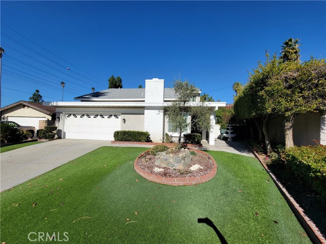 5010 Pearblossom Dr, Riverside, CA 92507