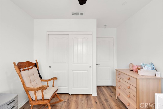 16718 Wyndham Lane, Fontana CA: https://media.crmls.org/medias/d15eb962-1560-468d-9e61-3f60bec697ea.jpg