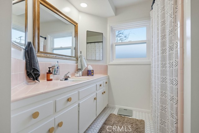 Detail Gallery Image 37 of 51 For 1010 W 21st St, Santa Ana,  CA 92706 - 3 Beds | 2 Baths