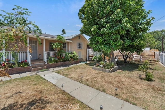 1218 S Sultana Avenue, Ontario CA: https://media.crmls.org/medias/d160be33-f457-4e50-b515-dde31ab5390f.jpg