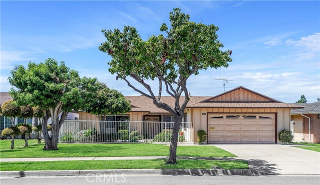 17921 Los Tiempos St, Fountain Valley, CA 92708