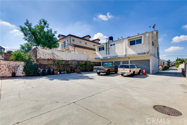 Detail Gallery Image 21 of 30 For 318 S Lincoln Ave, Monterey Park,  CA 91755 - 6 Beds | 6 Baths