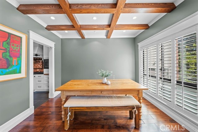 Detail Gallery Image 25 of 52 For 1167 Roxbury Dr #103,  Los Angeles,  CA 90035 - 2 Beds | 4/1 Baths