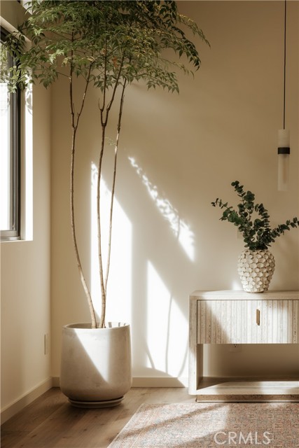 Image 26 of 50 For 12162 Laurel Terrace Drive