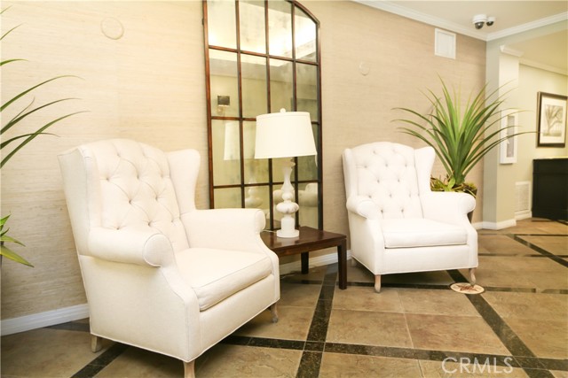 Detail Gallery Image 6 of 33 For 125 N Raymond Ave #412,  Pasadena,  CA 91103 - 2 Beds | 2 Baths