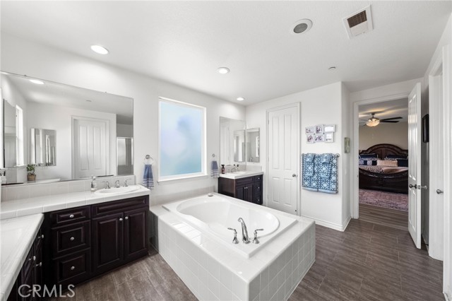 982 Camino Del Arroyo Drive, San Marcos CA: https://media.crmls.org/medias/d165c36a-f780-426d-b3fd-6666d50ca416.jpg